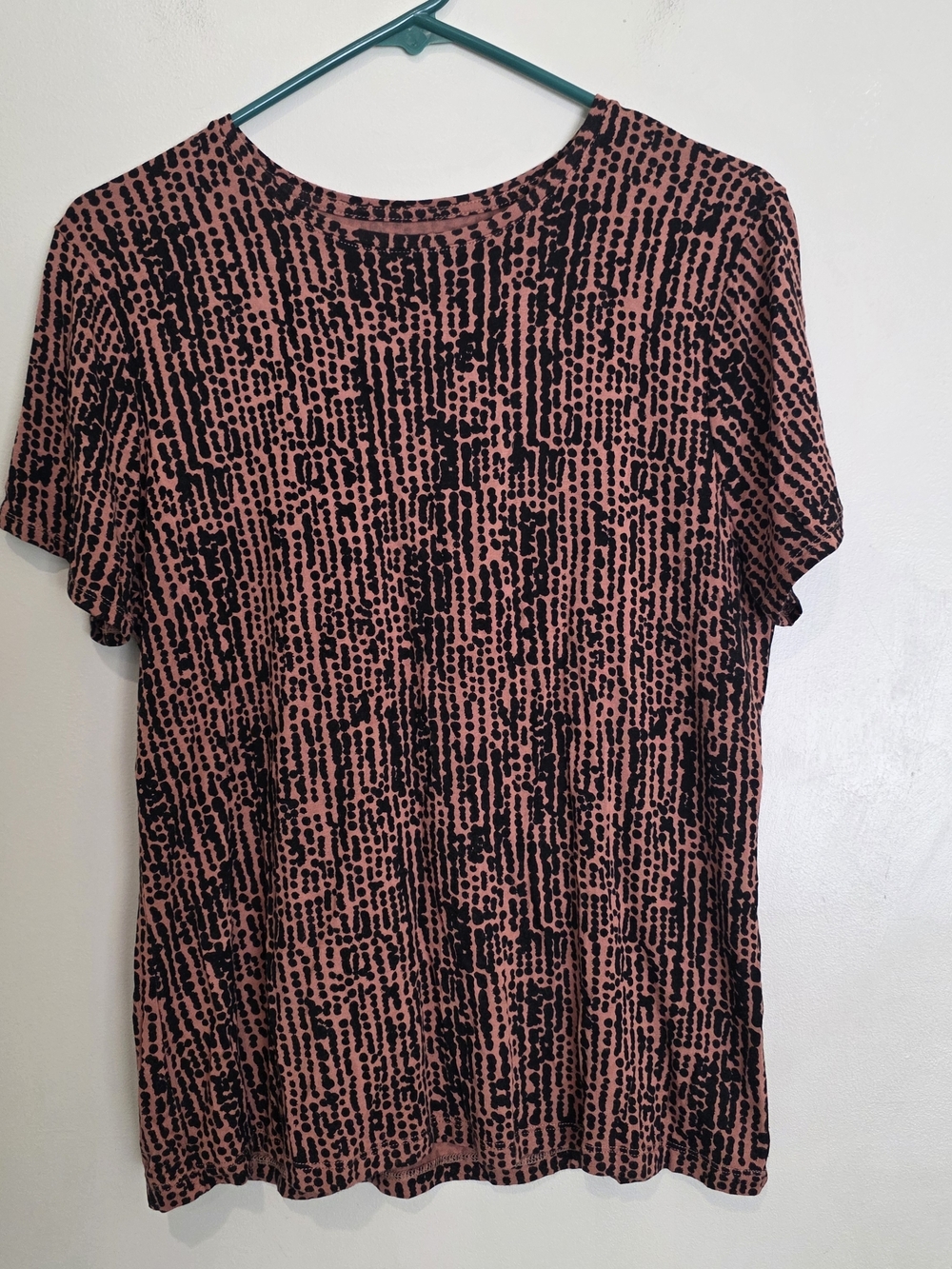 Nine West Brown and Black Short Sleeve Patterned Tee Geometric Rayon Fun Summer